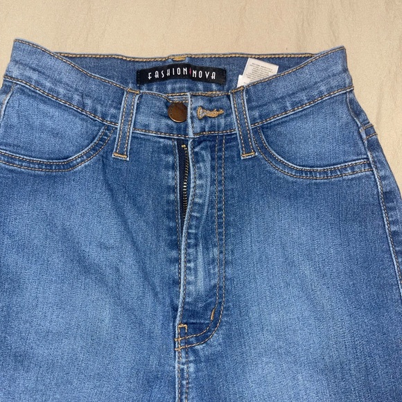 Fashion Nova High Rise Skinny Jeans - Picture 5 of 8